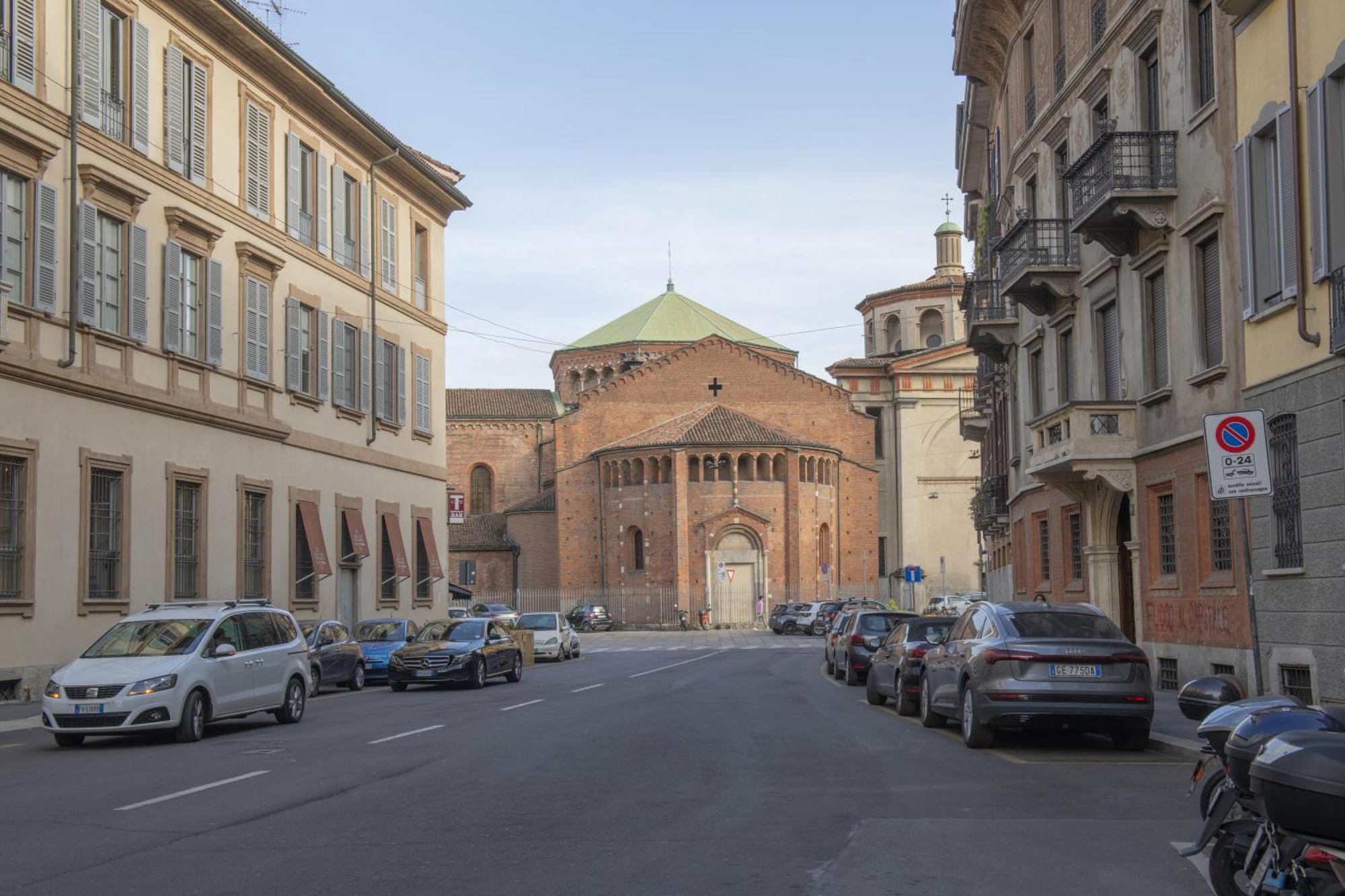 Sweett - Luxury Velasca Milan Bagian luar foto